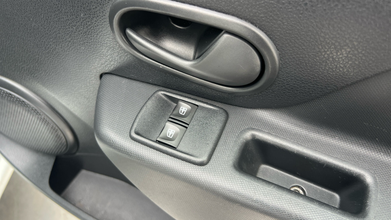 Dacia Sandero 1.0 SCe Essential 5dr Petrol Hatchback